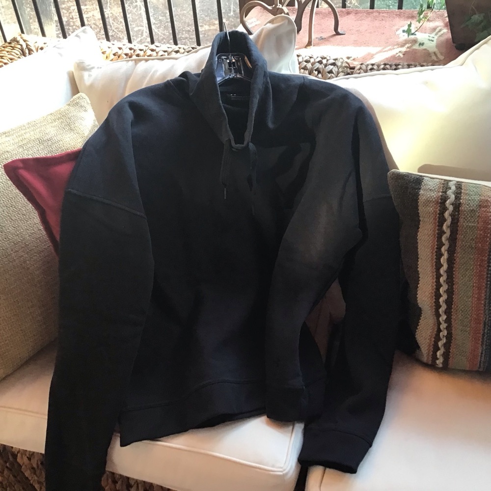 Boys pullover cowl necked sweatshirt Under Amour